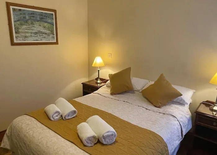 Crown Hotel
